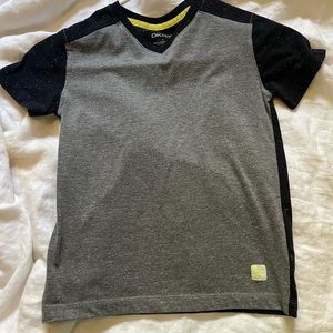 Boys DKNY gray and black tshirt size 6 NWOT
